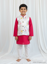 Charger l&#39;image dans la galerie, Klingaru Long Kurta Pajama Jacket Set- Red with Ellie Jacket
