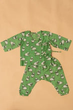 Charger l'image dans la galerie, Green baby onesie with Sheep pattern on background, Pure Cotton
