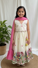 Load image into Gallery viewer, Klingaru Lehanga Choli  -  Embroidered 3 piece Set in Pink (PRE-ORDER)
