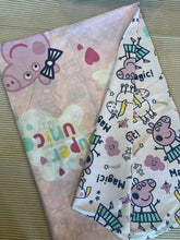 Load image into Gallery viewer, Cotton Toddler Quilt / Cover - Peppa Pig Magic
