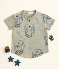 Load image into Gallery viewer, Klingaru Unisex Short Kurta - Dabu Tabla
