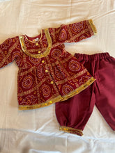 Load image into Gallery viewer, Newborn Jhabla Set with Gota work- Red Set for Girls  (0-4 Months)
