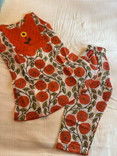 Charger l'image dans la galerie, Orange Floral Cotton Kurta Set for Girls with Hand Embroidered Panel &amp; Pants | Klingaru
