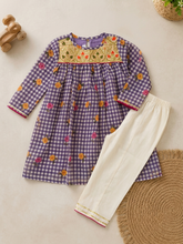 Charger l'image dans la galerie, Purple Gingham Kurta Pant Set for Girls with Embroidered Yoke | Festive Ethnic Wear
