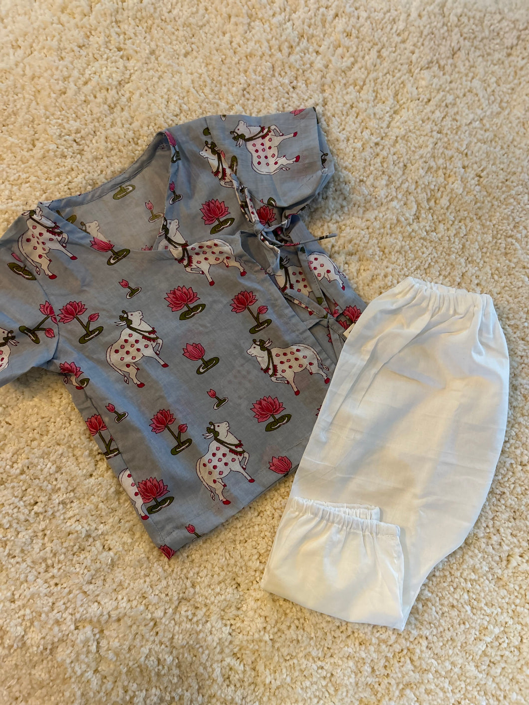 Unisex Newborn Jhabla Set - Blue Pichwai (0-4 Months)