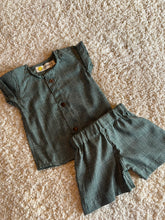 Load image into Gallery viewer, Newborn summer set for 0-6M and 6-12 M Cotton fabric, breathable material

