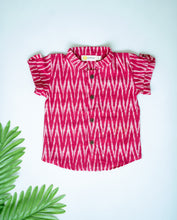 Load image into Gallery viewer, Klingaru Shirt - Pink Ikat
