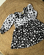 Load image into Gallery viewer, Klingaru Dress - Polka Love
